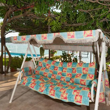 House Lucmar Nyaraló