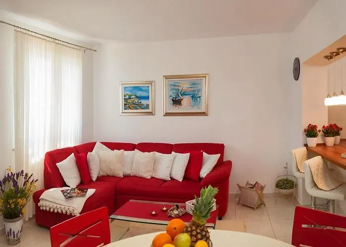 House Lucmar Vakantiehuis *