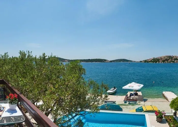 בית נופש House Lucmar Podglavica